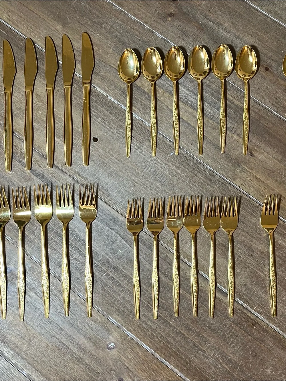 N/A vintage gold